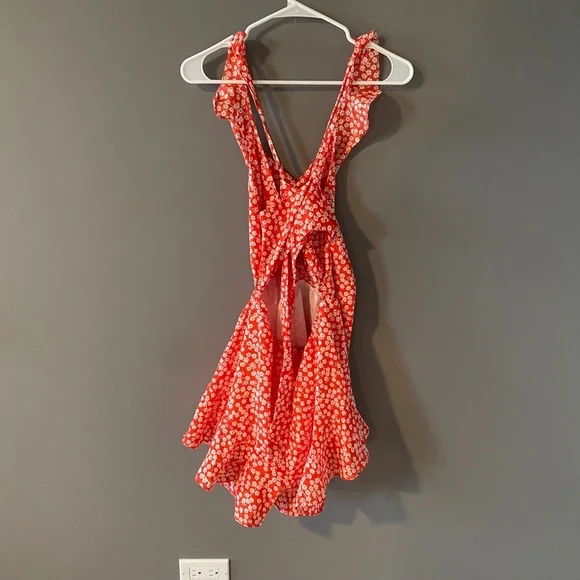 Shein Floral Self-Tie Back Romper - Picture 4 of 6